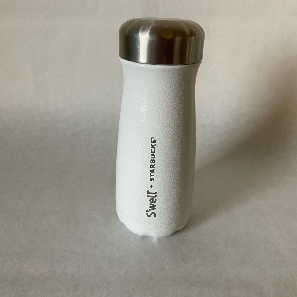 Starbucks insulated swell bottle 16oz
